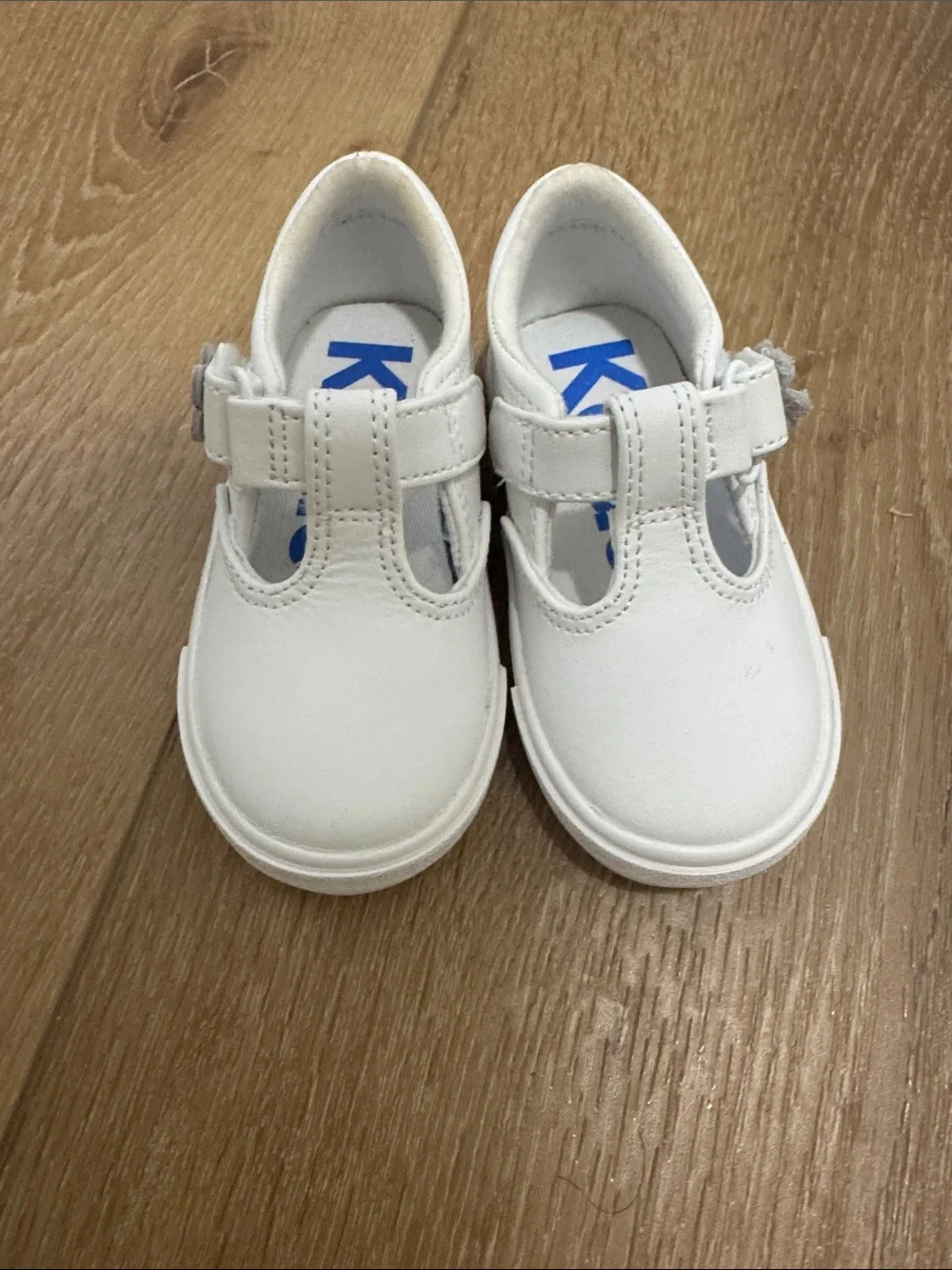 Keds White Girls Mary Jane Shoes with Flower Accent